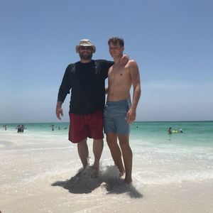 Meet your Posher, Gabe